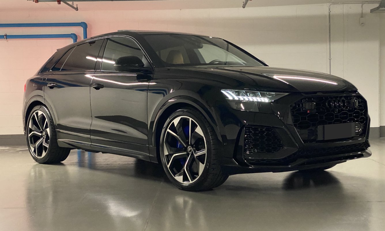 Audi RSQ8