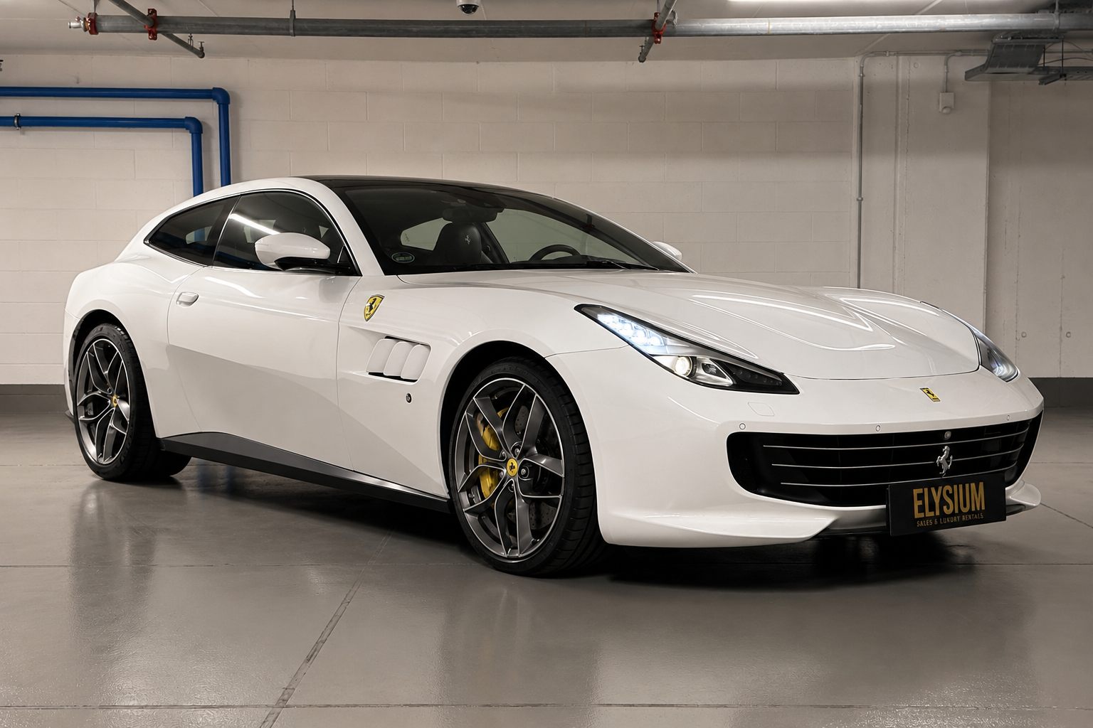 Ferrari GTC4 Lusso T
