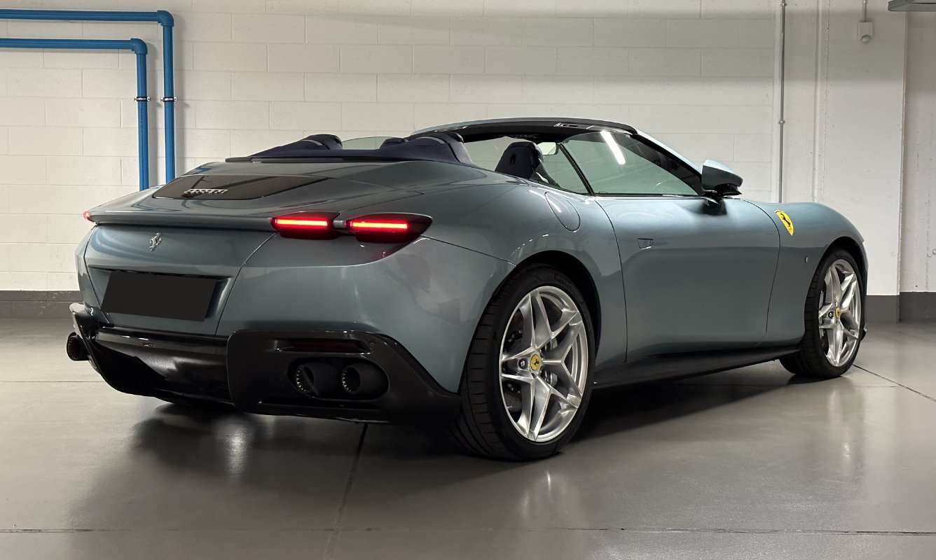 Ferrari Roma Spider