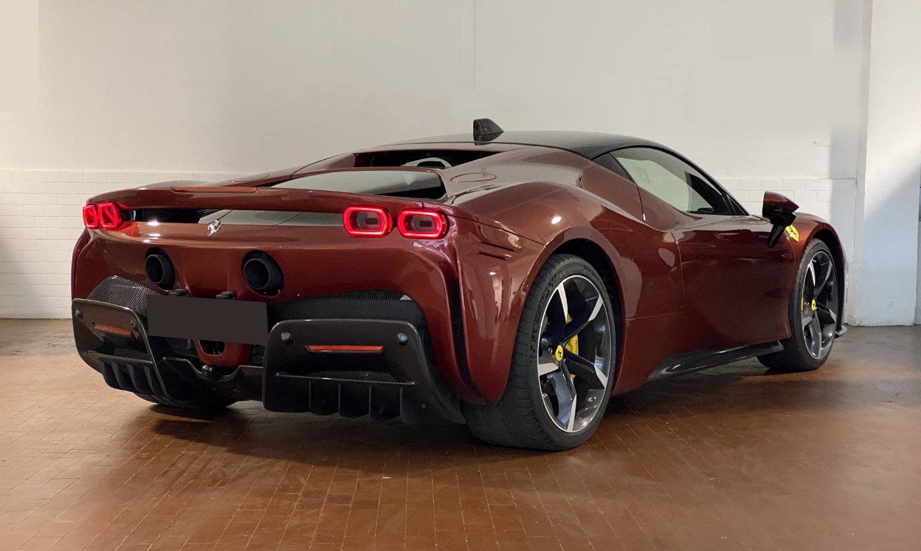 Ferrari SF90 Stradale