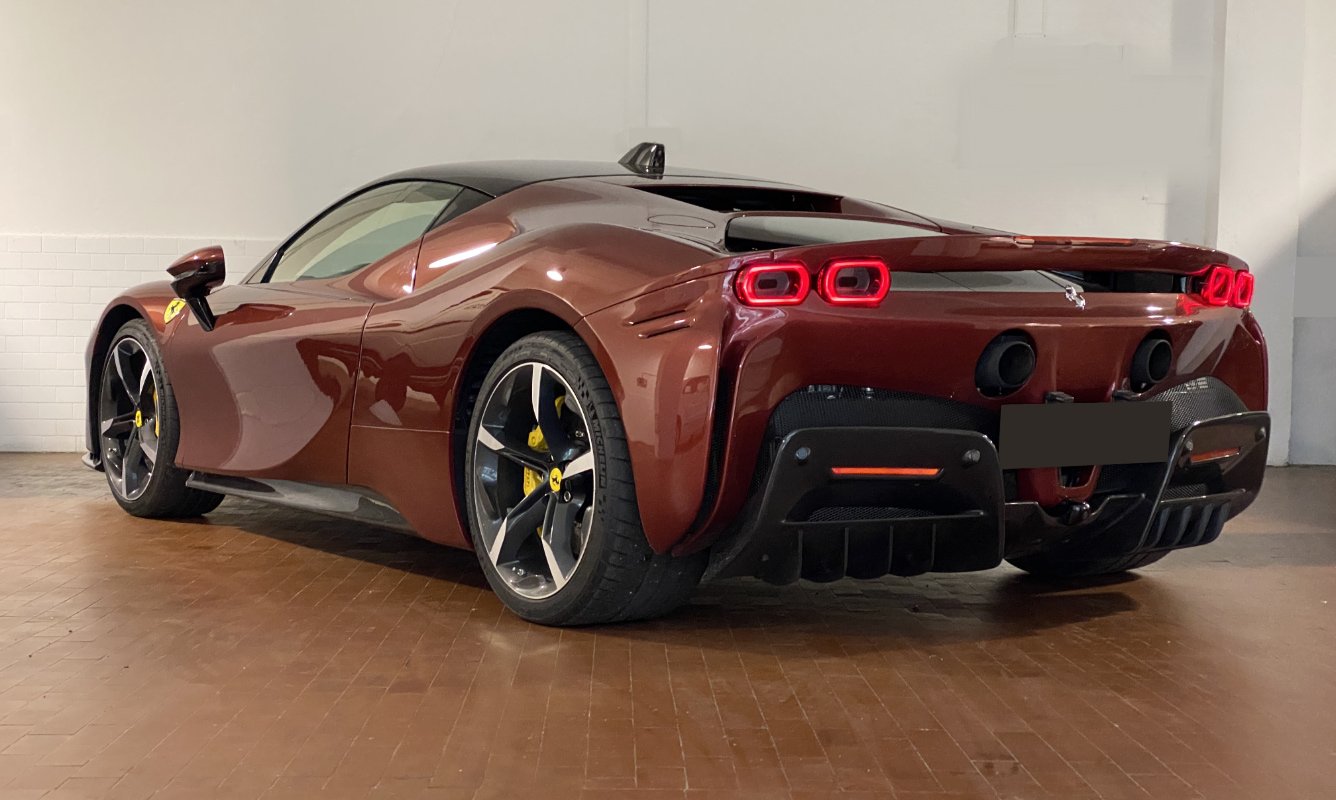 Ferrari SF90 Stradale