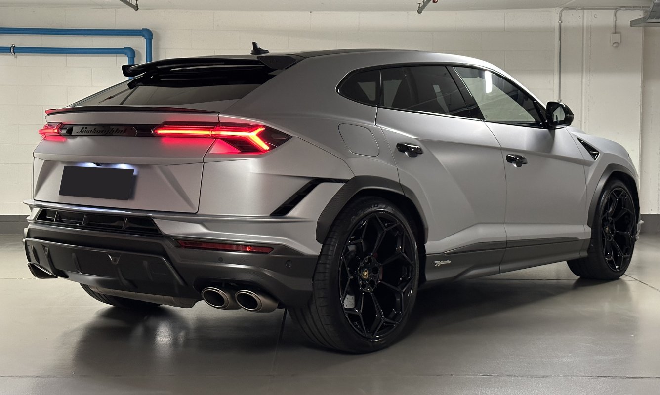 Lamborghini Urus Performante