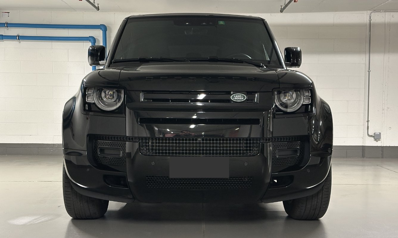 Land Rover Defender 110 X-Dynamic SE