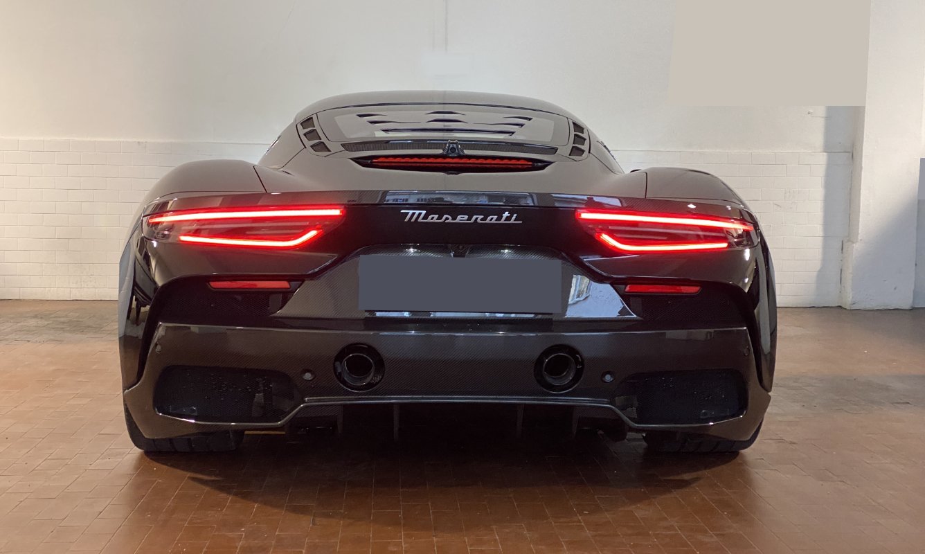 Maserati MC20