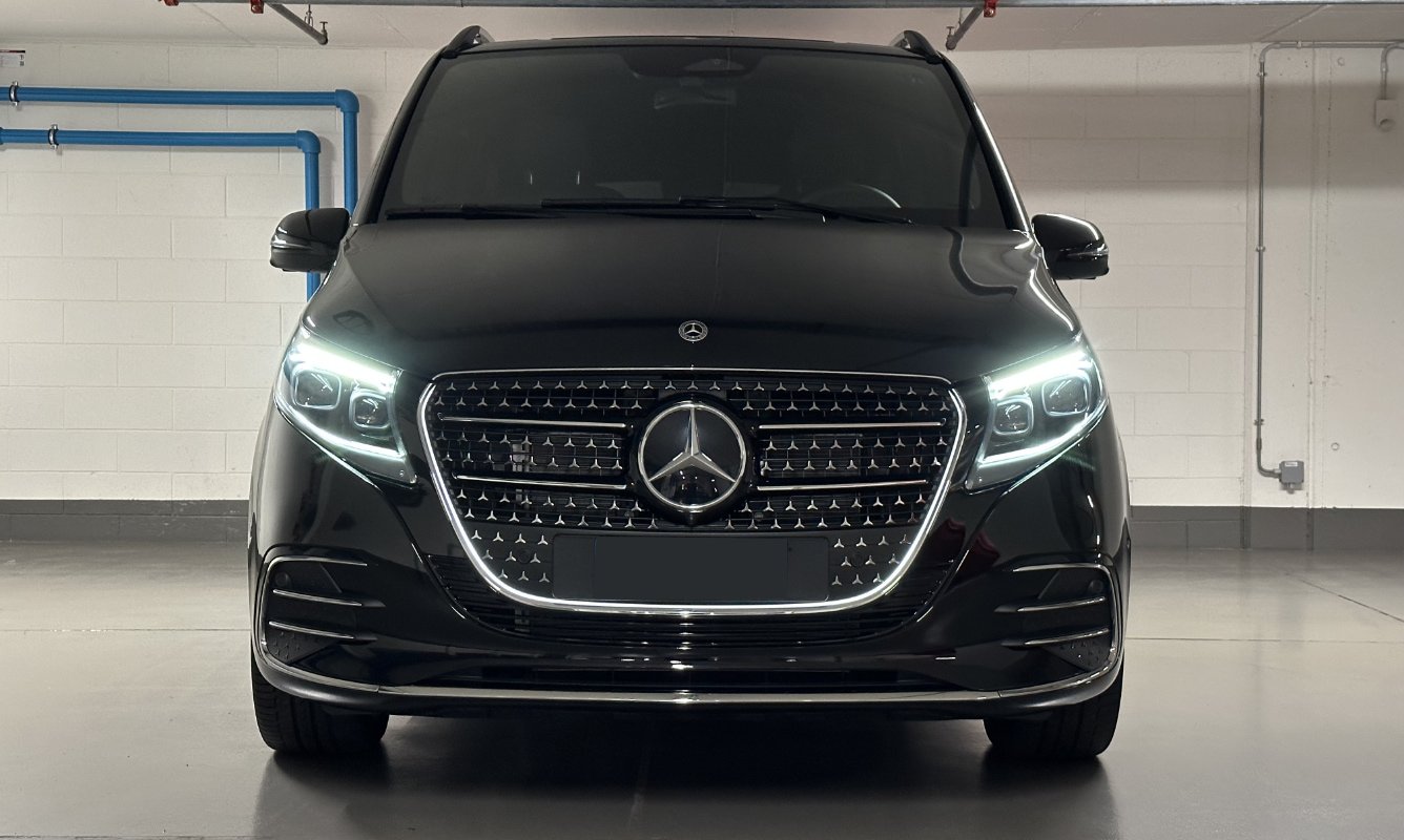 Mercedes-Benz V Class XL 300d 4Matic Extralong